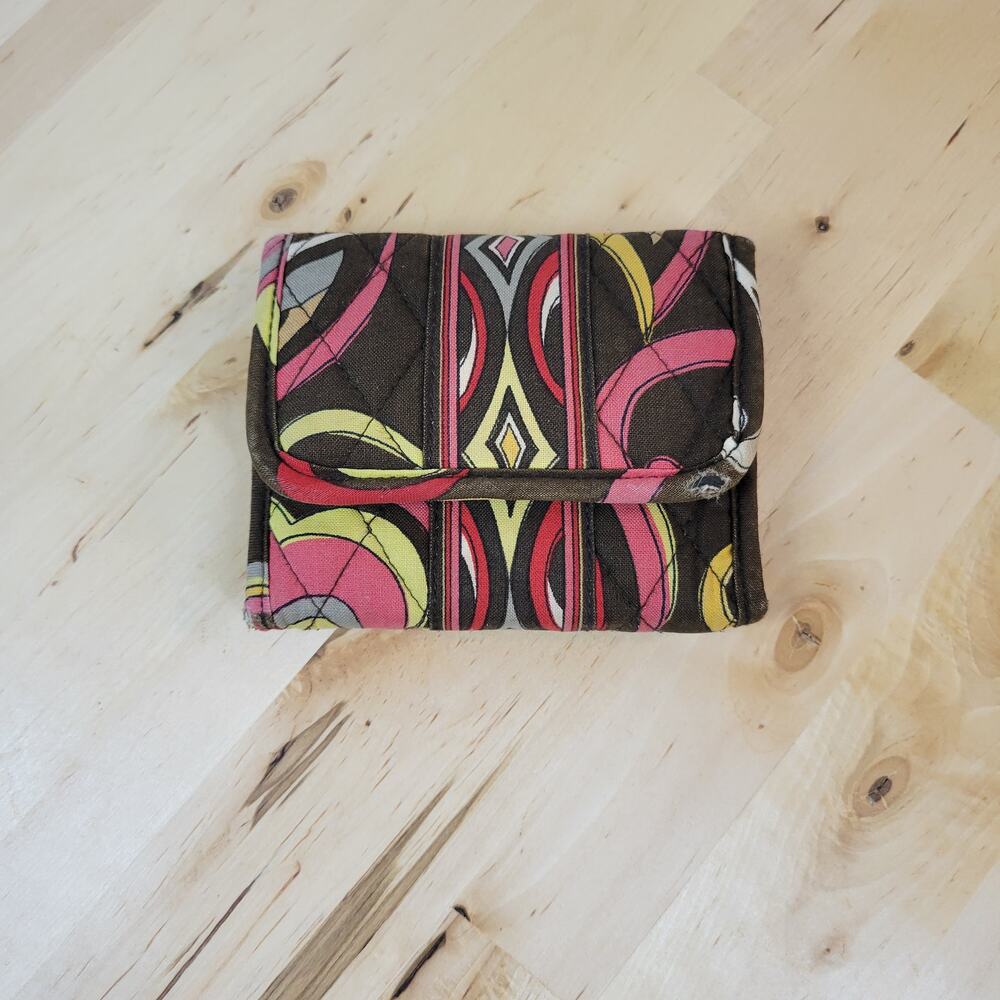 Vera Bradley Punicci Tri-Fold Wallet Womens 5" Quilted Fabric Retro Floral Soft
